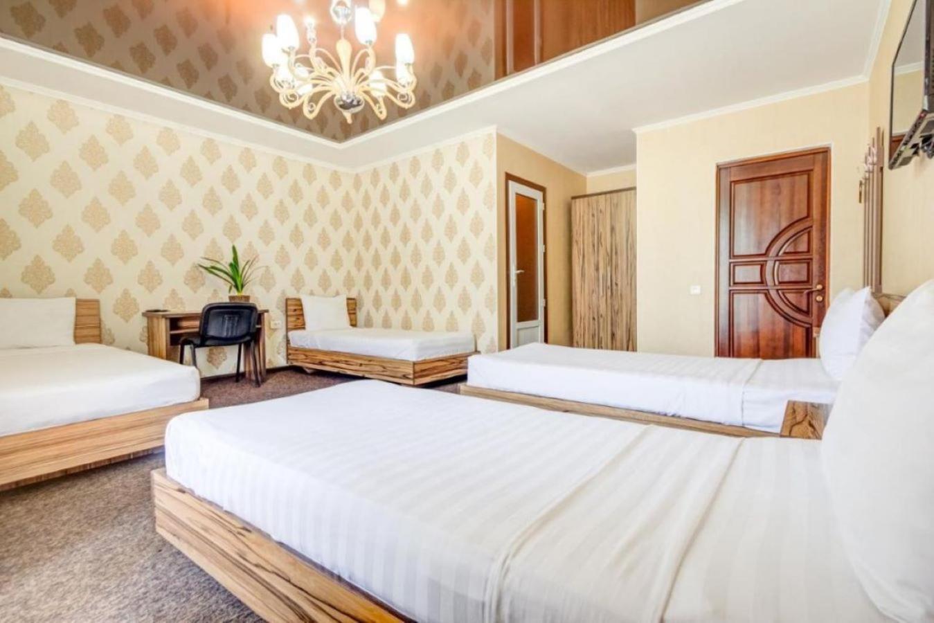 Отель Kausar Бишкек Экстерьер фото